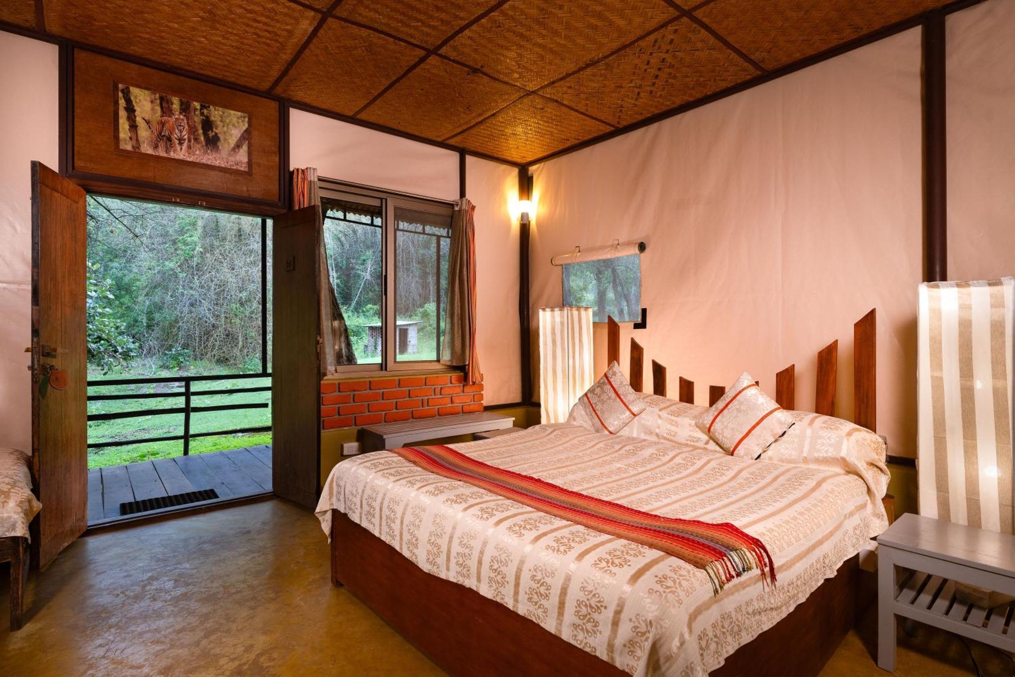 Jungle Hut Hotel Masinagudi Eksteriør billede